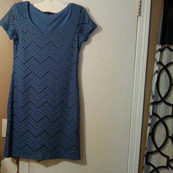 Dress - Picture 1 of 4